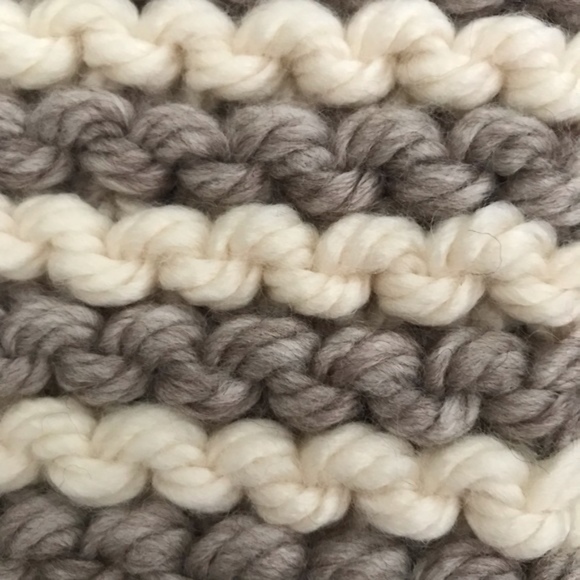 Handmade Chunky White and Beige Stripe Kni… - Picture 3 of 3